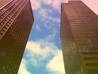 首尾业绩差超70个百分点最强为安信价值驱动“三年持有”基金回报分化显著